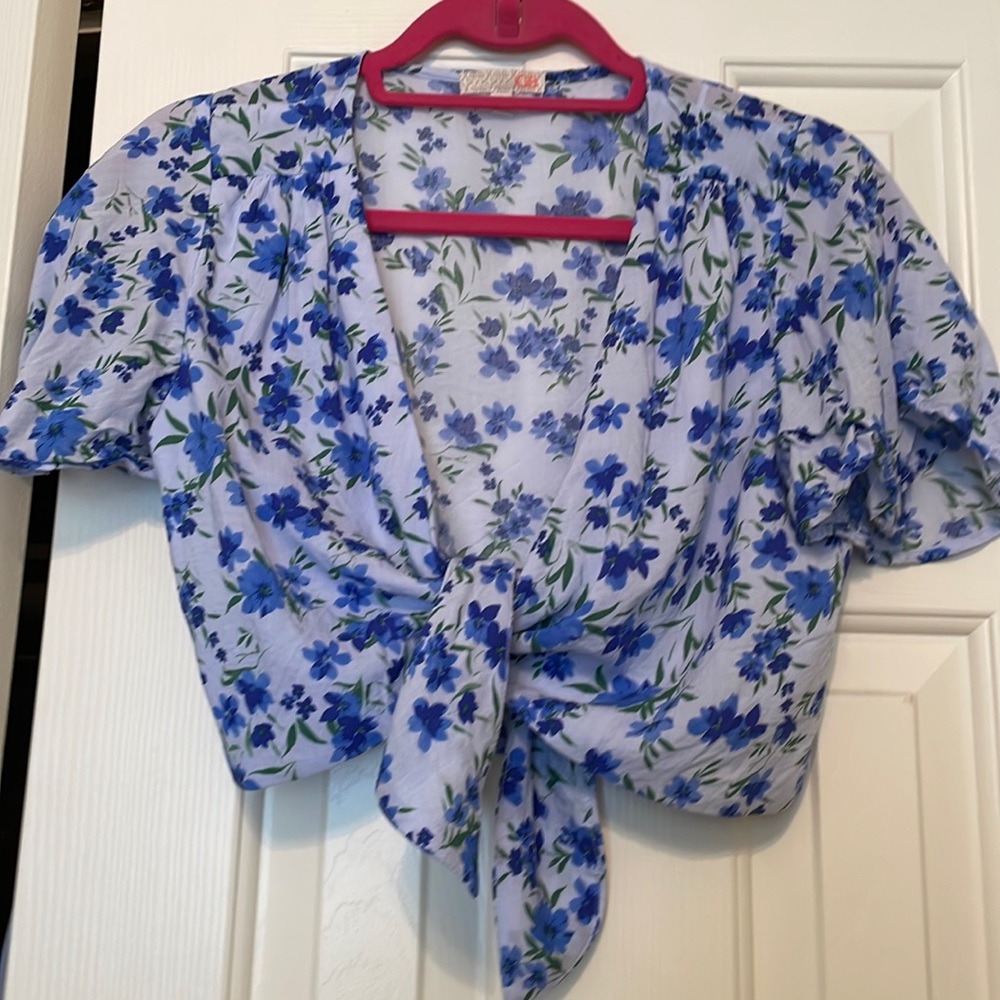 Shrug top